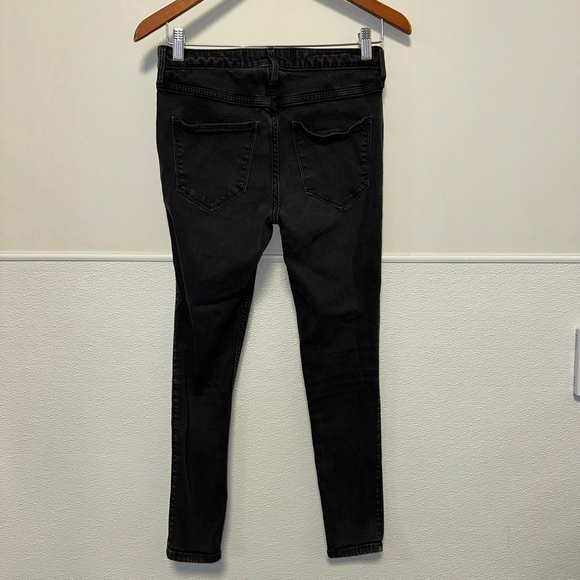 Women's Hollister Co. High-Rise Jean Leggings Black Size 7S Advanced Stretch - Picture 10 of 13